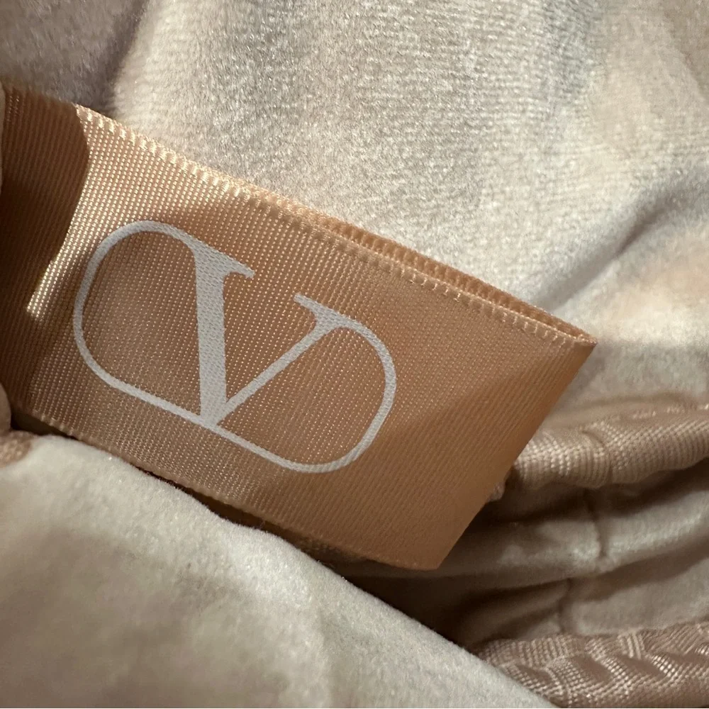 Valentino | VLogo | Velvet Zip Pouch Wristlet Blush Nude GWP